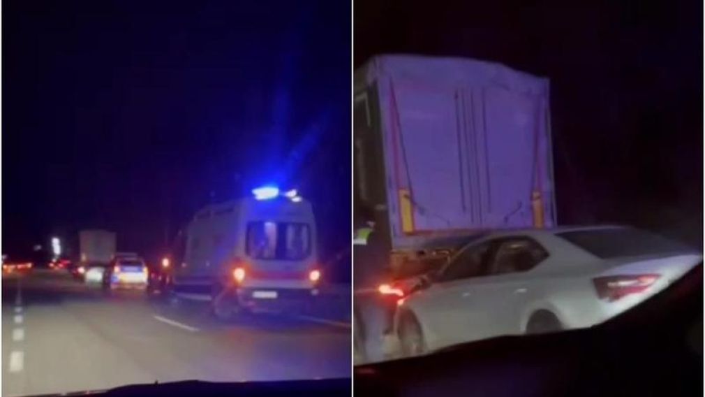 O mașină s-a oprit în remorca unui camion