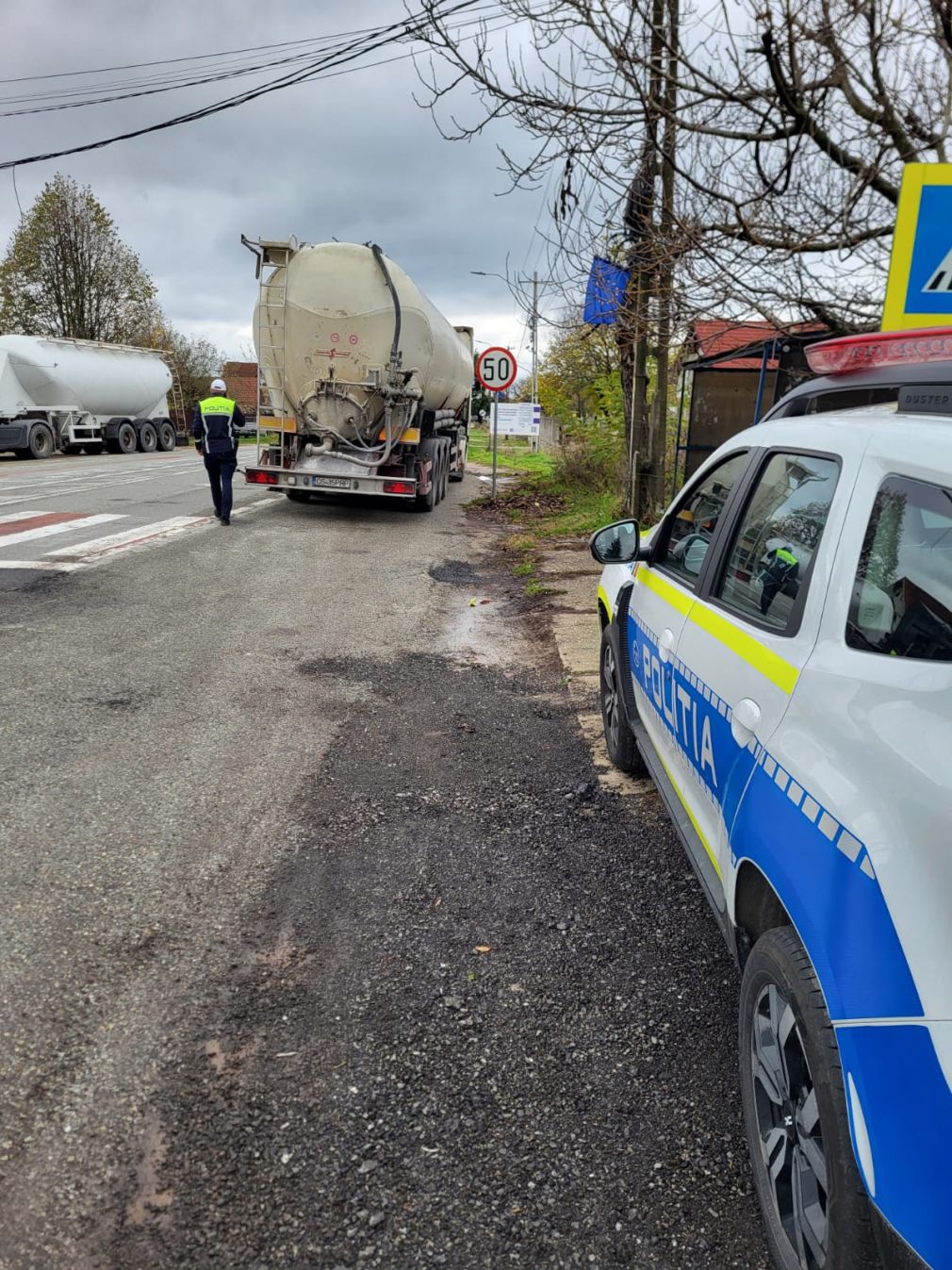 Un camion a lovit mortal un tânăr de 19 ani